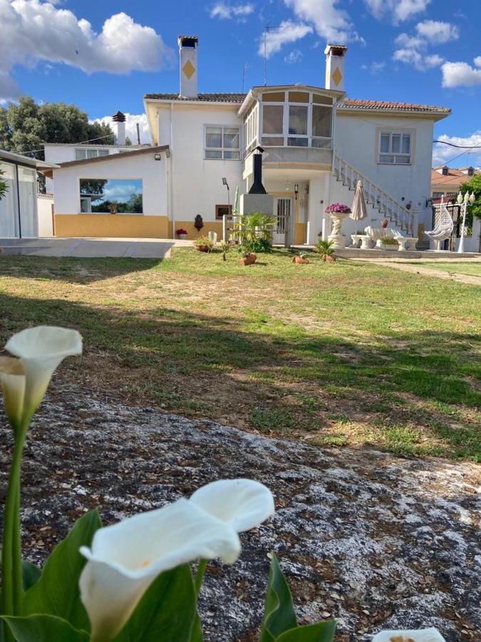 Villa Entre Encinas Moralina Exterior foto